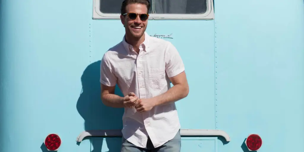 Ratio Clothing uses Spree Commerce for its online platform with customized shirts and a machine learning fitting algorithm -1024x512.png